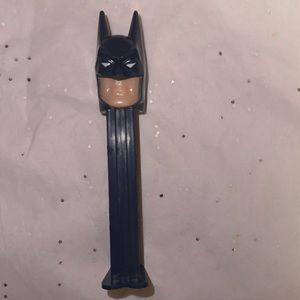 Vintage Dark Blue Batman PEZ Candy Dispenser, 1995 DC Comics, Footed, Cleaned.